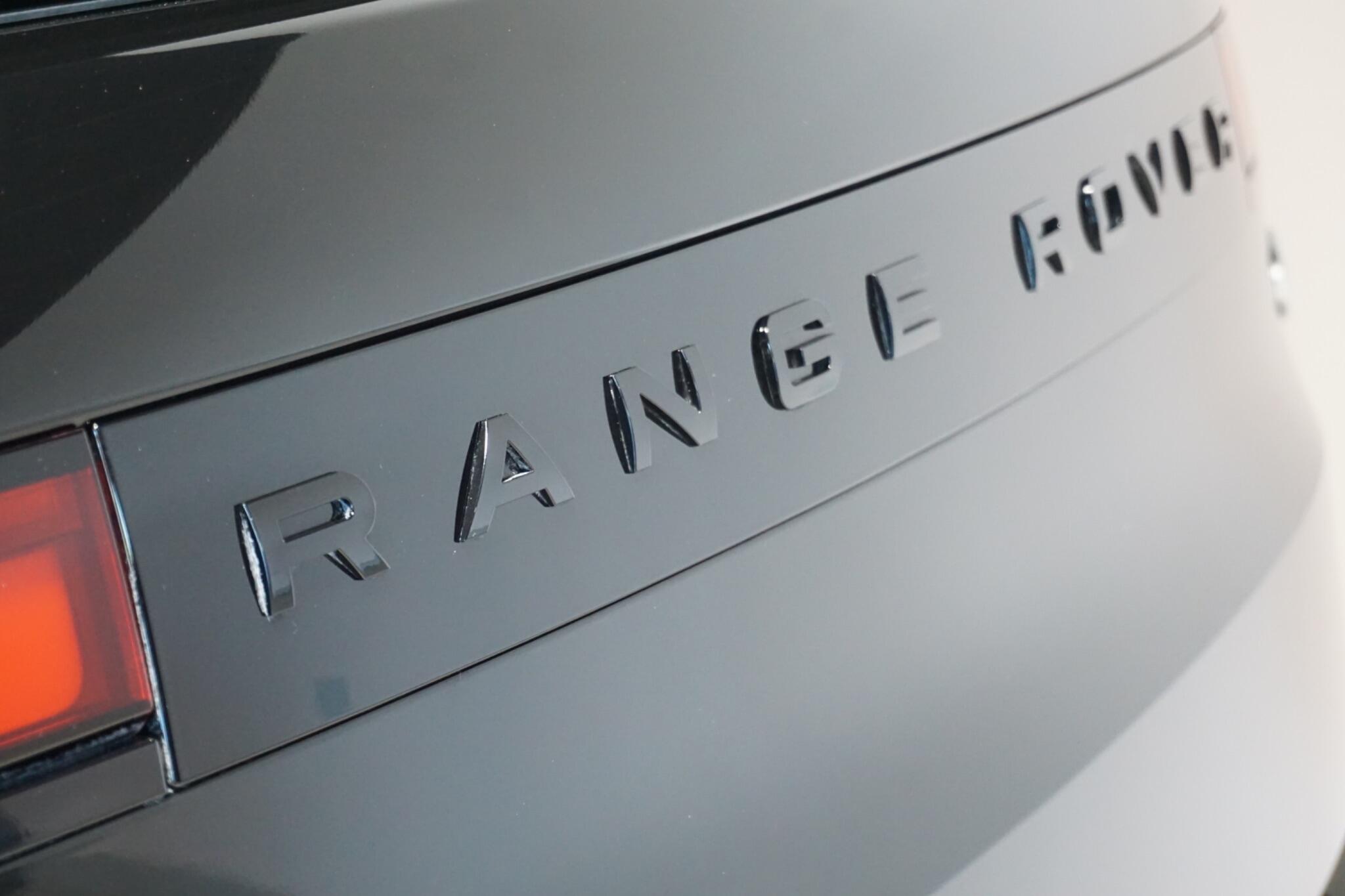 Land Rover Range Rover Sport 3.0 D300 MHEV Dynamic SE SUV 5dr Diesel Auto 4WD Euro 6 (s/s) (300 ps)